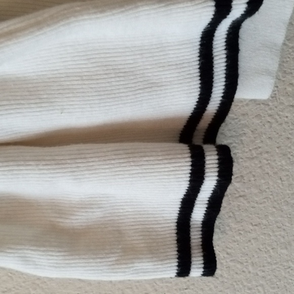 Maeve Sweater - Picture 5 of 8